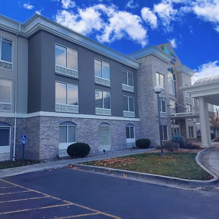 Holiday Inn Express Hotel & Suites Idaho Falls By Ihg Екстериор снимка