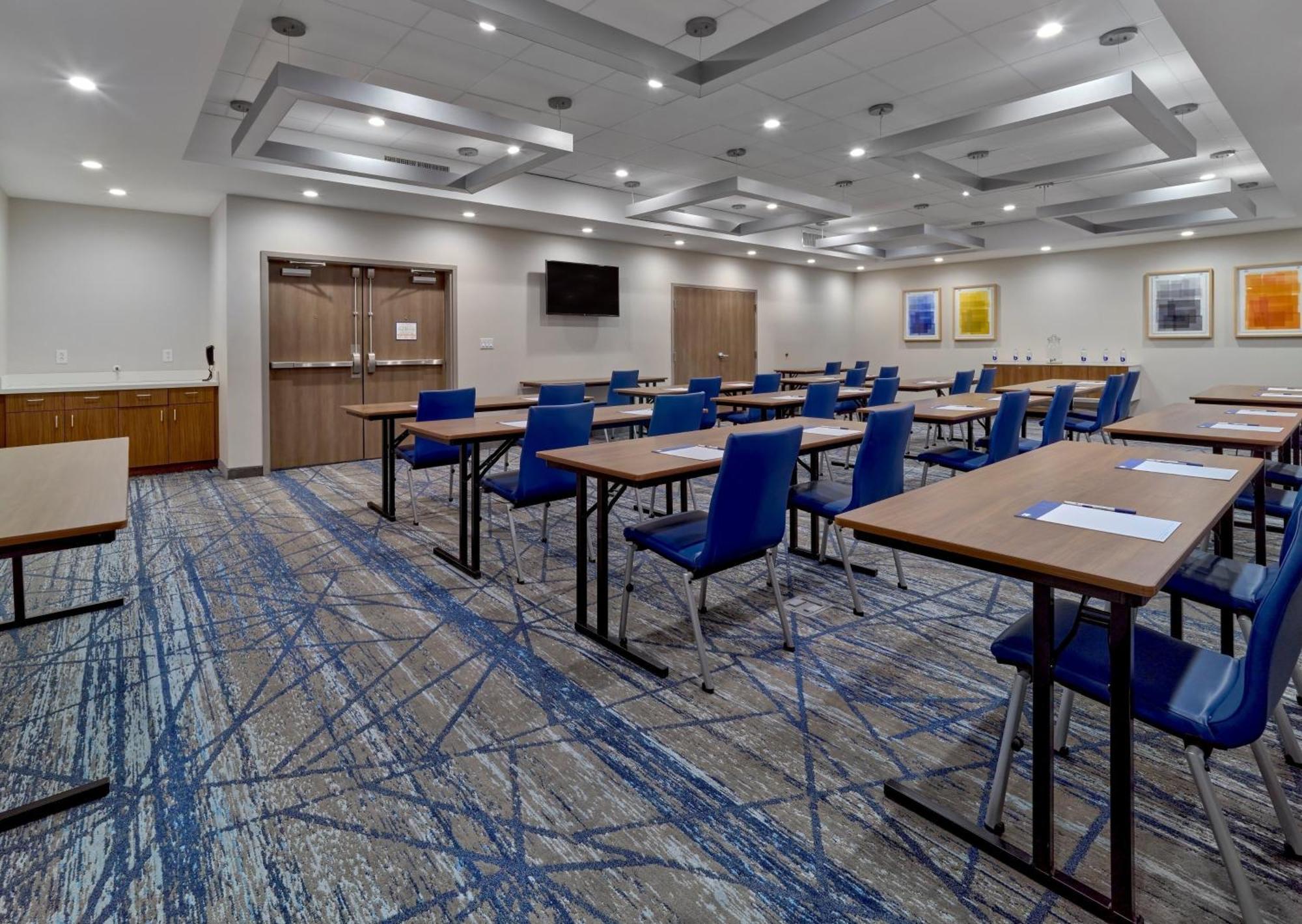 Holiday Inn Express Hotel & Suites Idaho Falls By Ihg Екстериор снимка