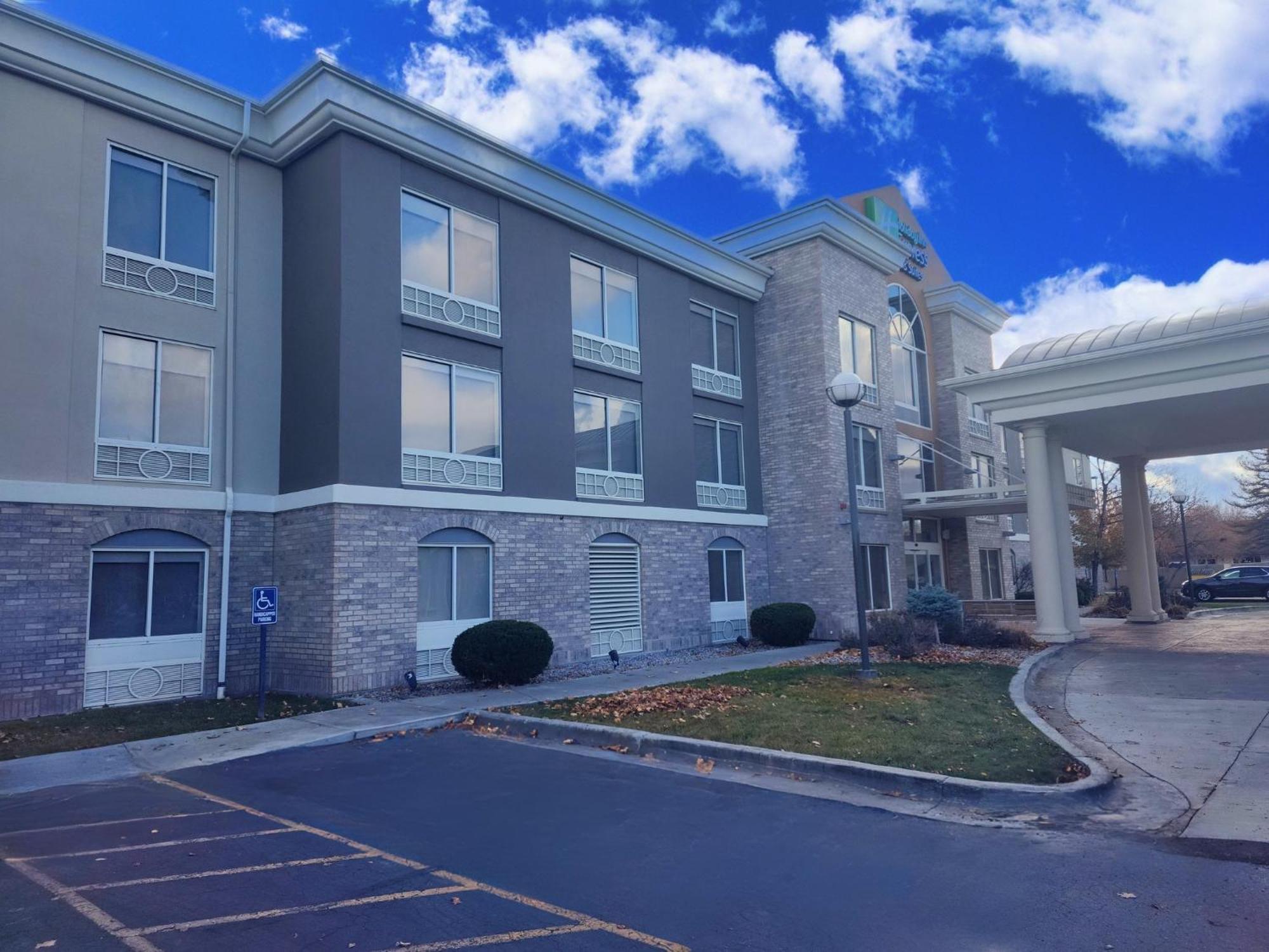 Holiday Inn Express Hotel & Suites Idaho Falls By Ihg Екстериор снимка