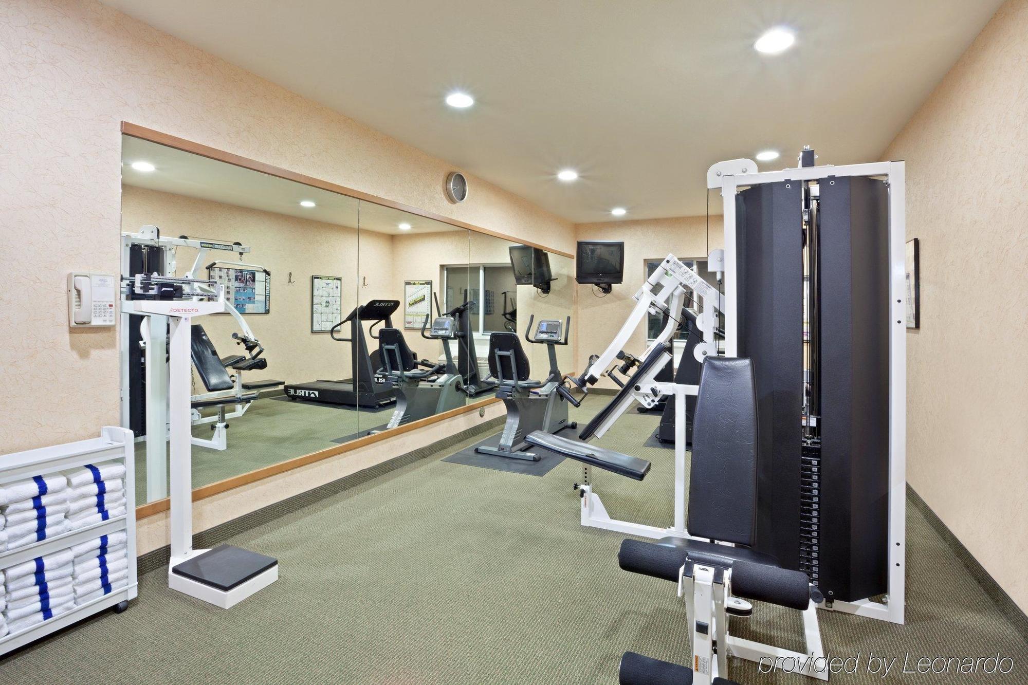 Holiday Inn Express Hotel & Suites Idaho Falls By Ihg Екстериор снимка