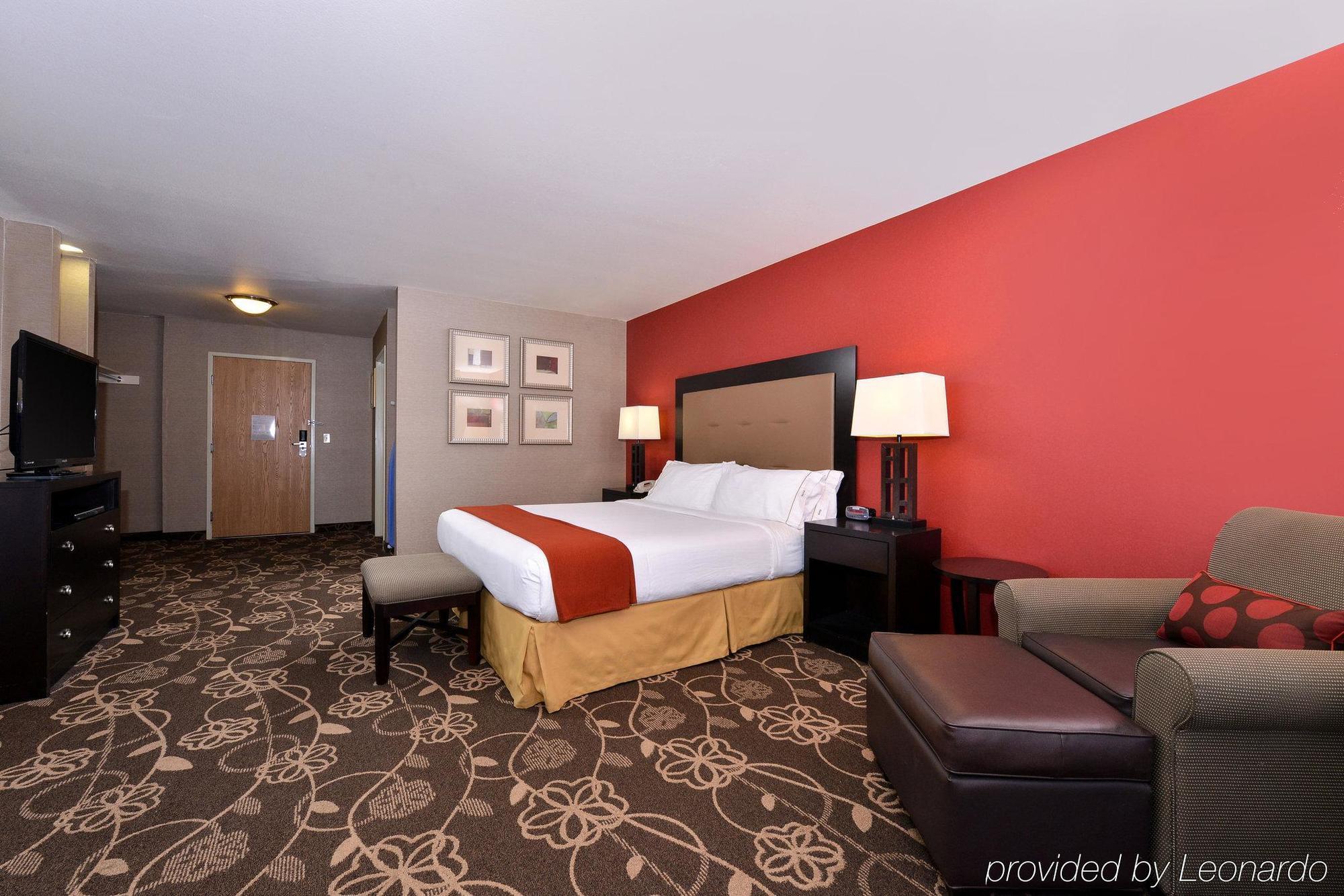 Holiday Inn Express Hotel & Suites Idaho Falls By Ihg Екстериор снимка